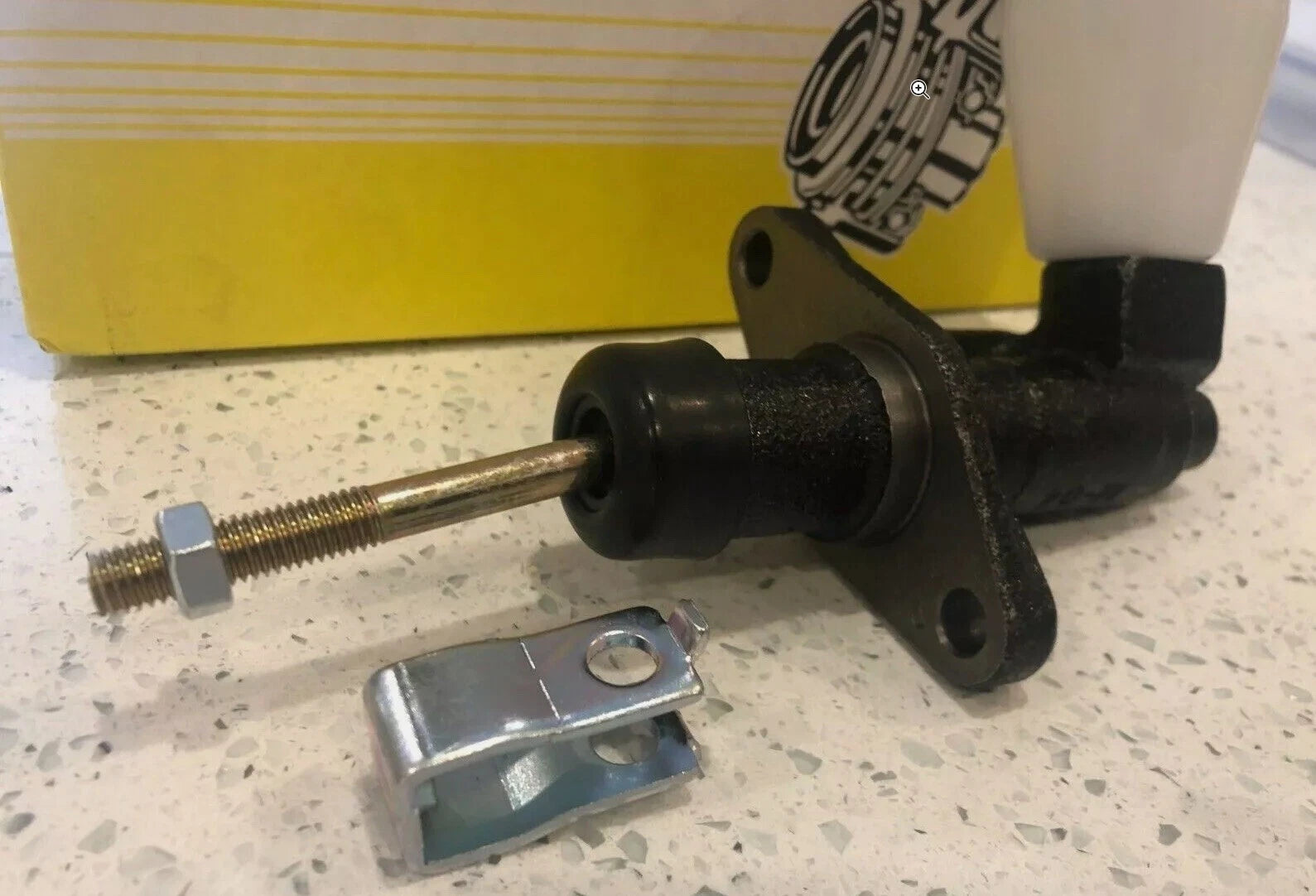 Manual Clutch Master & Slave Cylinders LUK for Toyota Pick-up 4Runner 1984-88